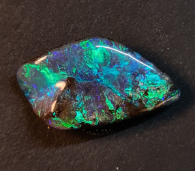 Australian opal  10.98 ct